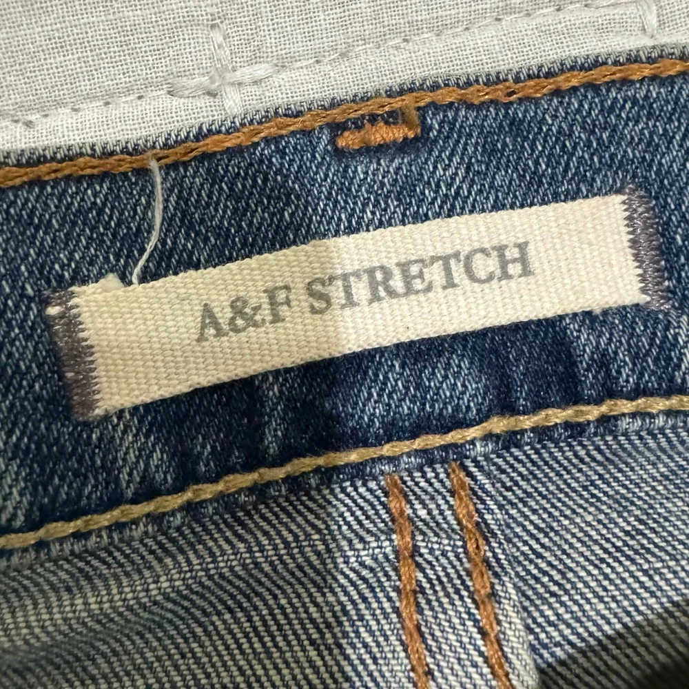Abercrombie & Fitch Slim Straight Jeans Mens 33x32 Medium Wash A&F Stretch Blue‎